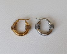 Load image into Gallery viewer, Myra